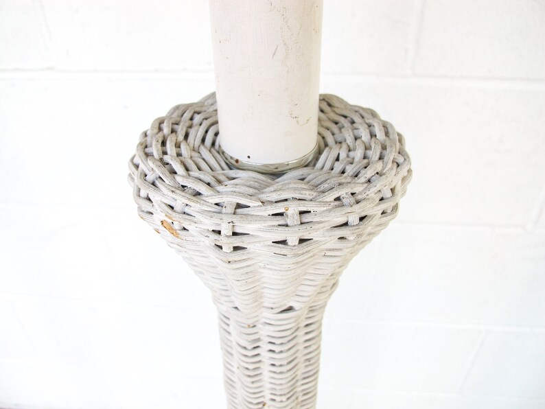 Art Deco style White Wicker Floor Lamp image 9