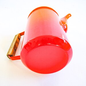 Midcentury Modern Orange Ombre Enamelware Metal Coffee Percolator with Wood Handle and Glass Top Accenting image 10