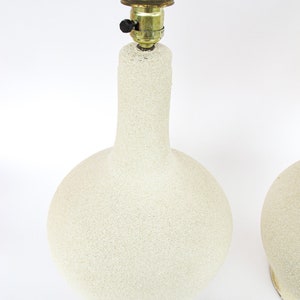 Set of Two Ceramic Midcentury Chilo Neutral Table Lamps image 5