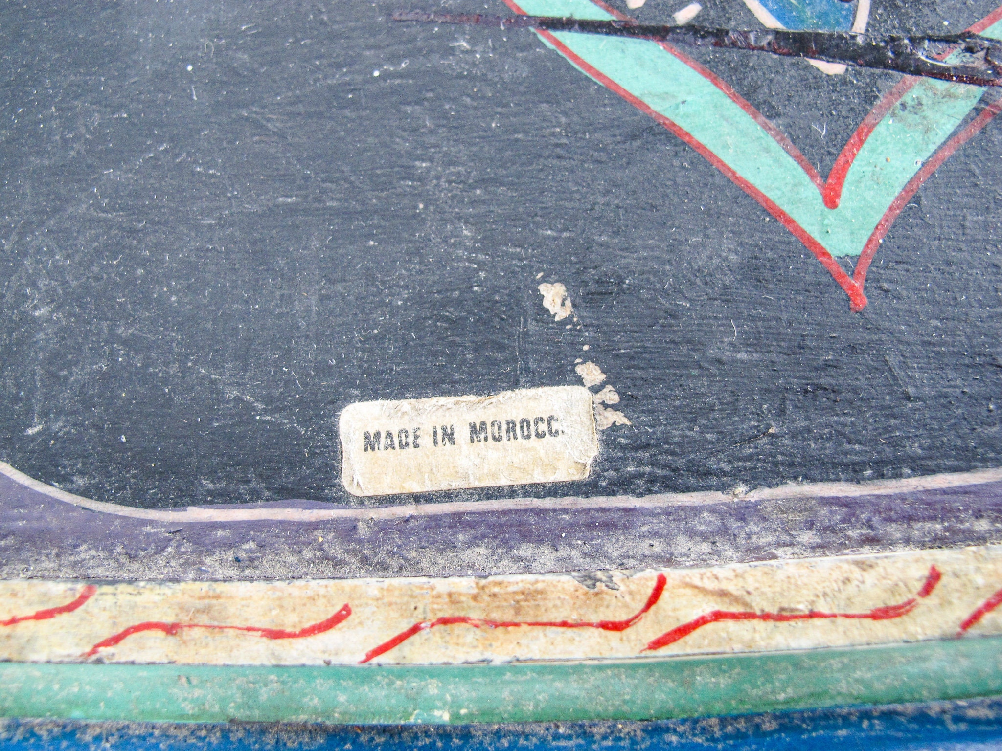 Vintage pintado a mano marroquí madera maciza pequeño gabinete | Etsy