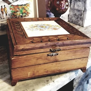 Vintage Wood Trinket Box, Mid Century Natural Wood Storage Box, Jewelry Box, Vanity Box, Carved Wood Box Decorated With Hand Painted Tile