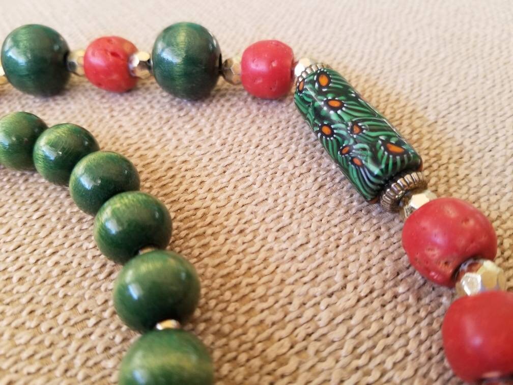 Vintage Bohemian Wood Bead Necklace Boho Necklace Wood Necklace Rustic Necklace Green Necklace