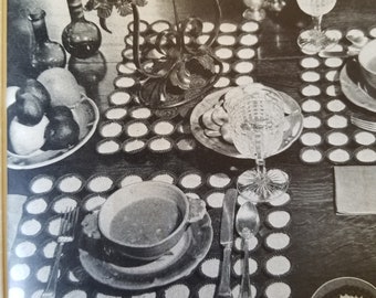 1940s Peasant Polka Crochet Place Mat Pattern (Digital Download)