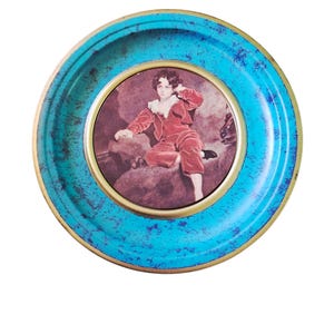Vintage dekorative Wandtafel 30,5 cm, The Red Boy Wanddekor, charmanter Akzent