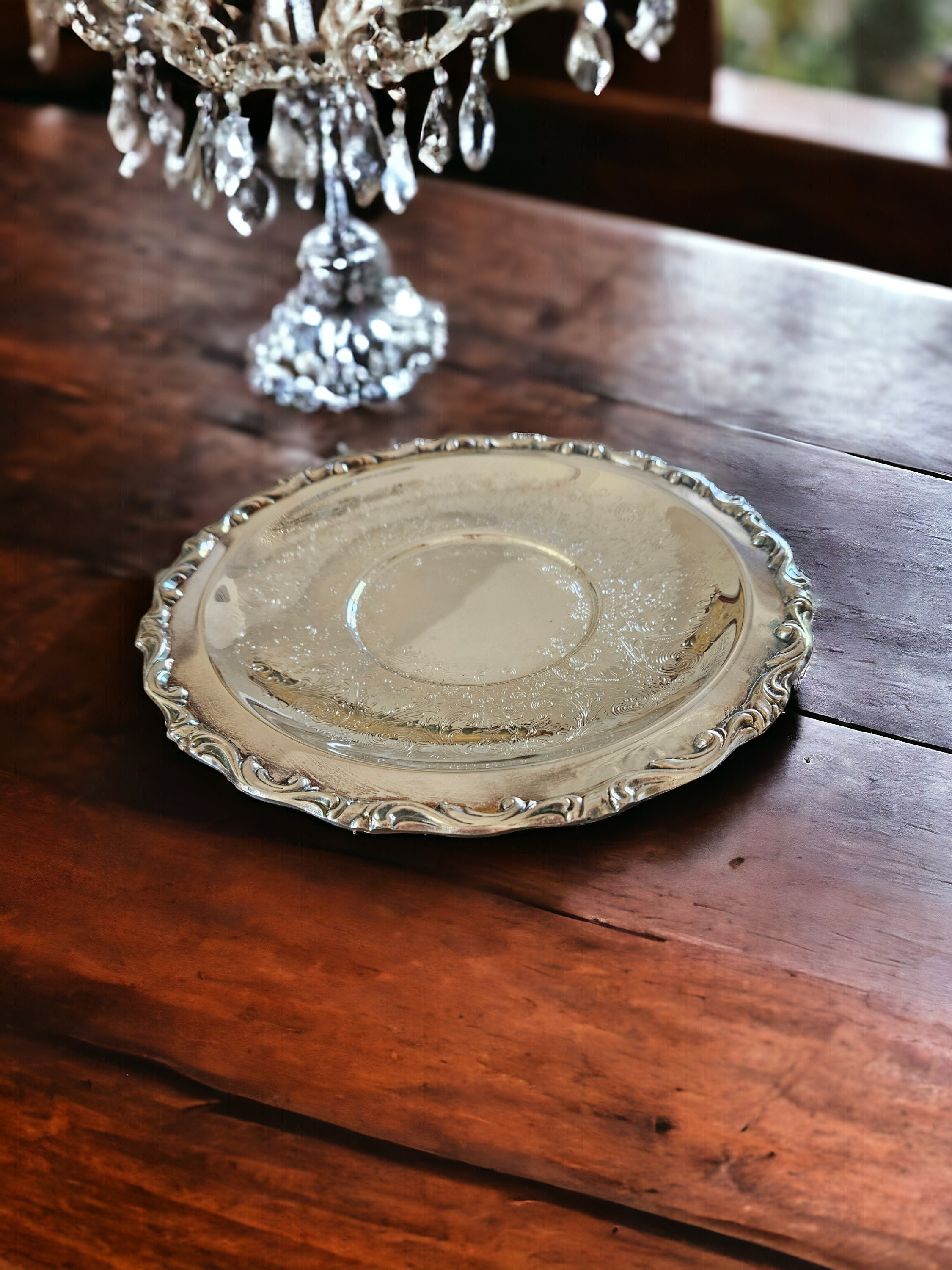 Vintage International Silver Co. Platter, Scalloped Silver Plate 