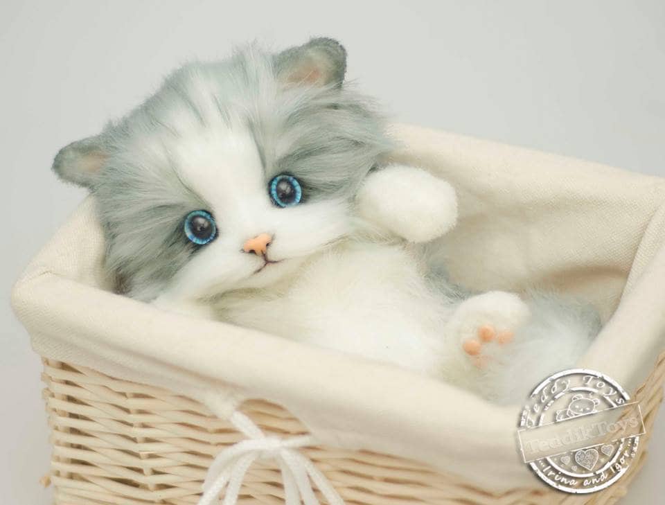 手作りぬいぐるみ子猫ミリー：リアルな猫のぬいぐるみ（受注生産