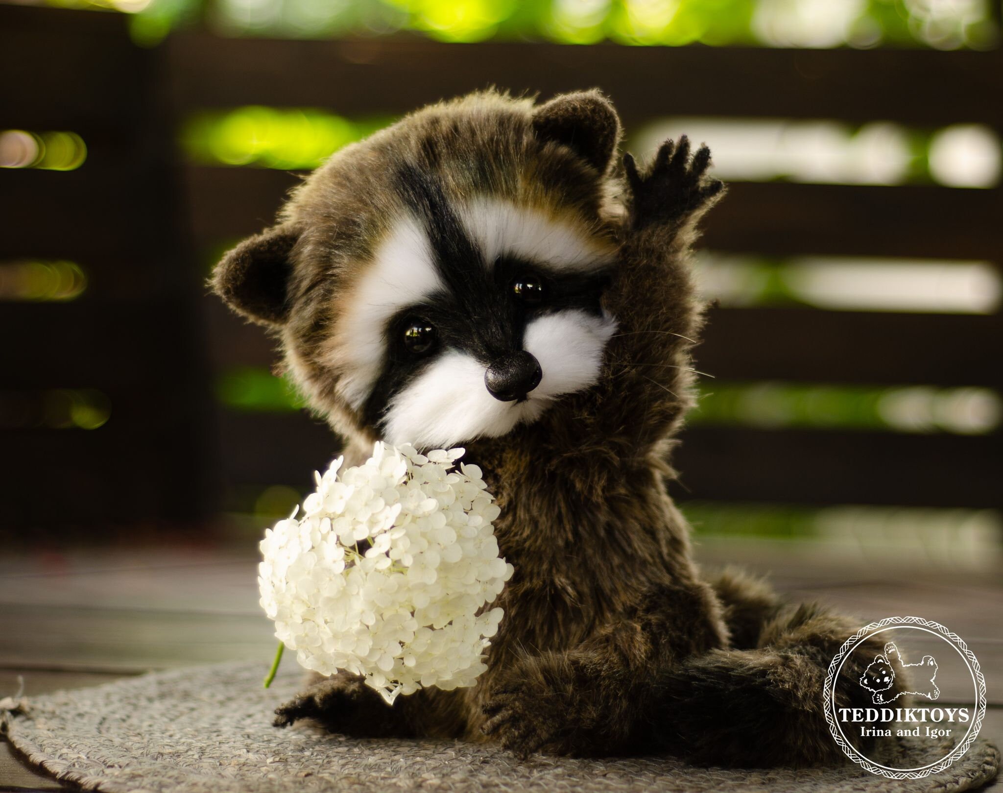 アライグマのぬいぐるみ：手作りアライグマのぬいぐるみ - ジョニー