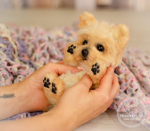 手作りのポーズ可能なヨークシャーテリアの子犬のぬいぐるみ：カスタム