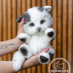 Handmade Plush Kitten Toy: Weighted Realistic Cat (27cm)