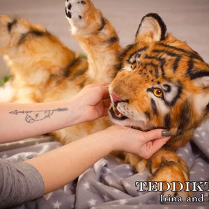 Tiger cub Cleo, Tiger Teddy, kitten, Artist Bears, stuffed animals, stuffed toy, stuffed tiger image 3
