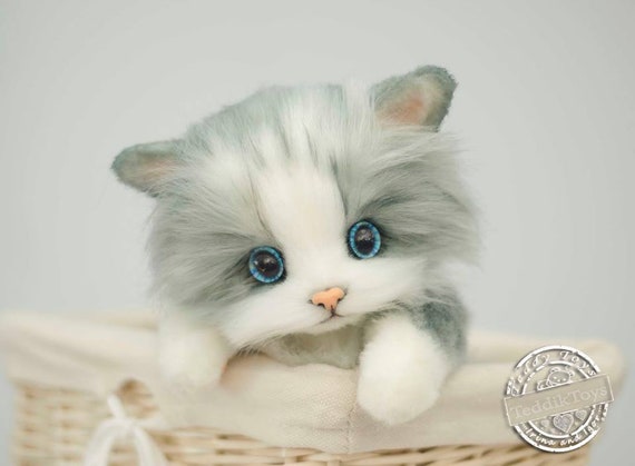 手作りぬいぐるみ子猫ミリー：リアルな猫のぬいぐるみ（受注生産