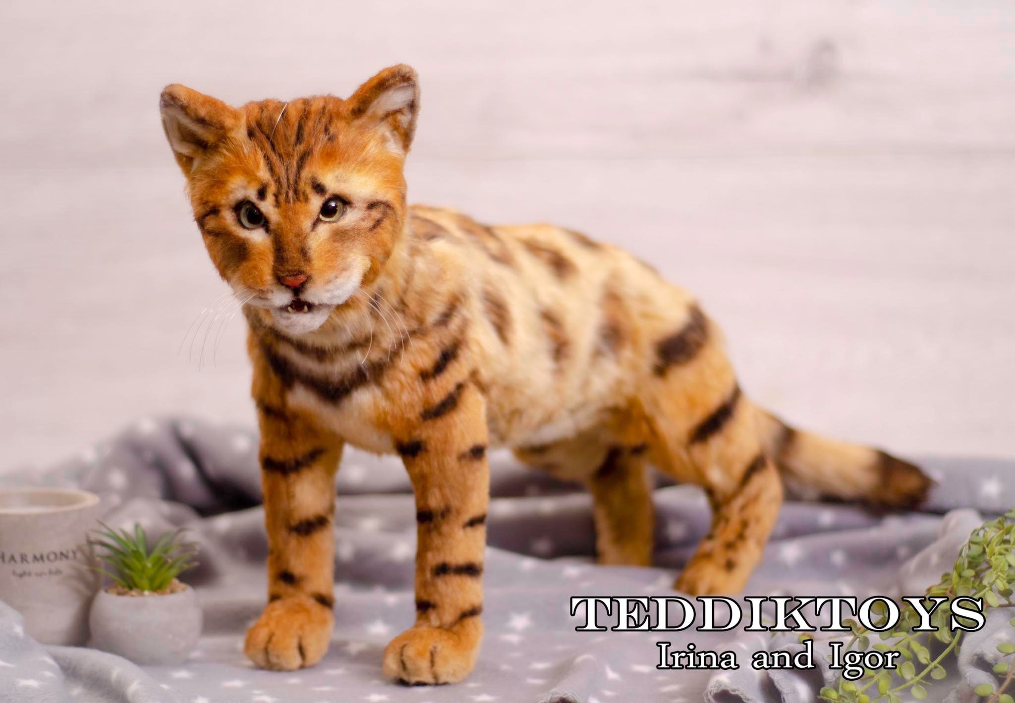 リアルな等身大子猫マーリン：手作りコレクター向け猫アートドール