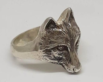 Handcrafted Sterling Silver Wolf Ring