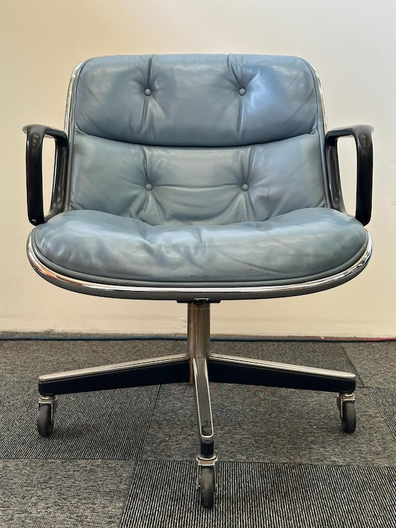 Vintage Knoll Pollock Executive Chair, 4 Star Base (blue/chrome