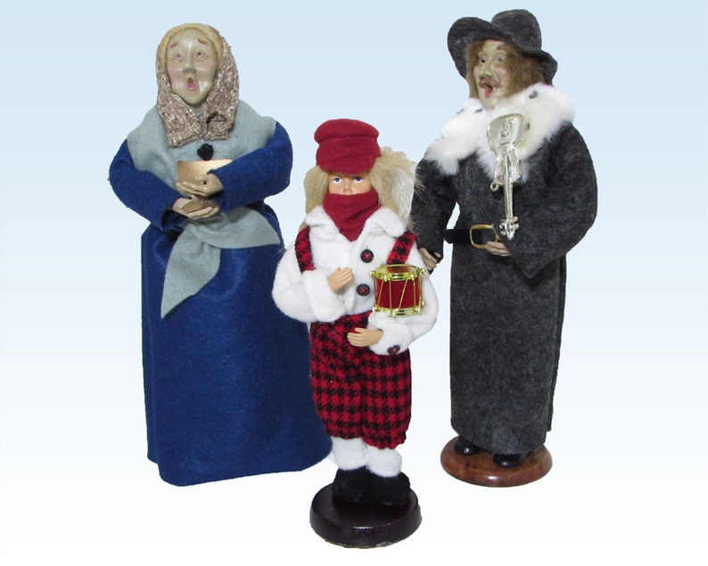 Christmas Caroler Doll Family 3 Figurine Set Man Violin Boy Drum Grandmother
