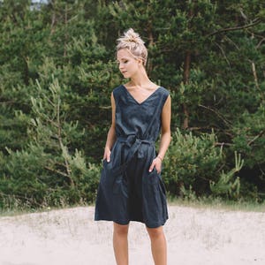 Dori graphite grey dress - Graphite grey linen dress - Summer linen dress - V neck linen dress - Linen dress