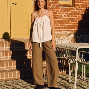 Clarie cacao linen trousers - Relaxed barrel-leg pants -Elastic waistband trousers -Patch pocket pants - Casual linen trousers -Barrel pants
