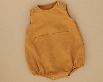 Unisex linen baby romper with pocket