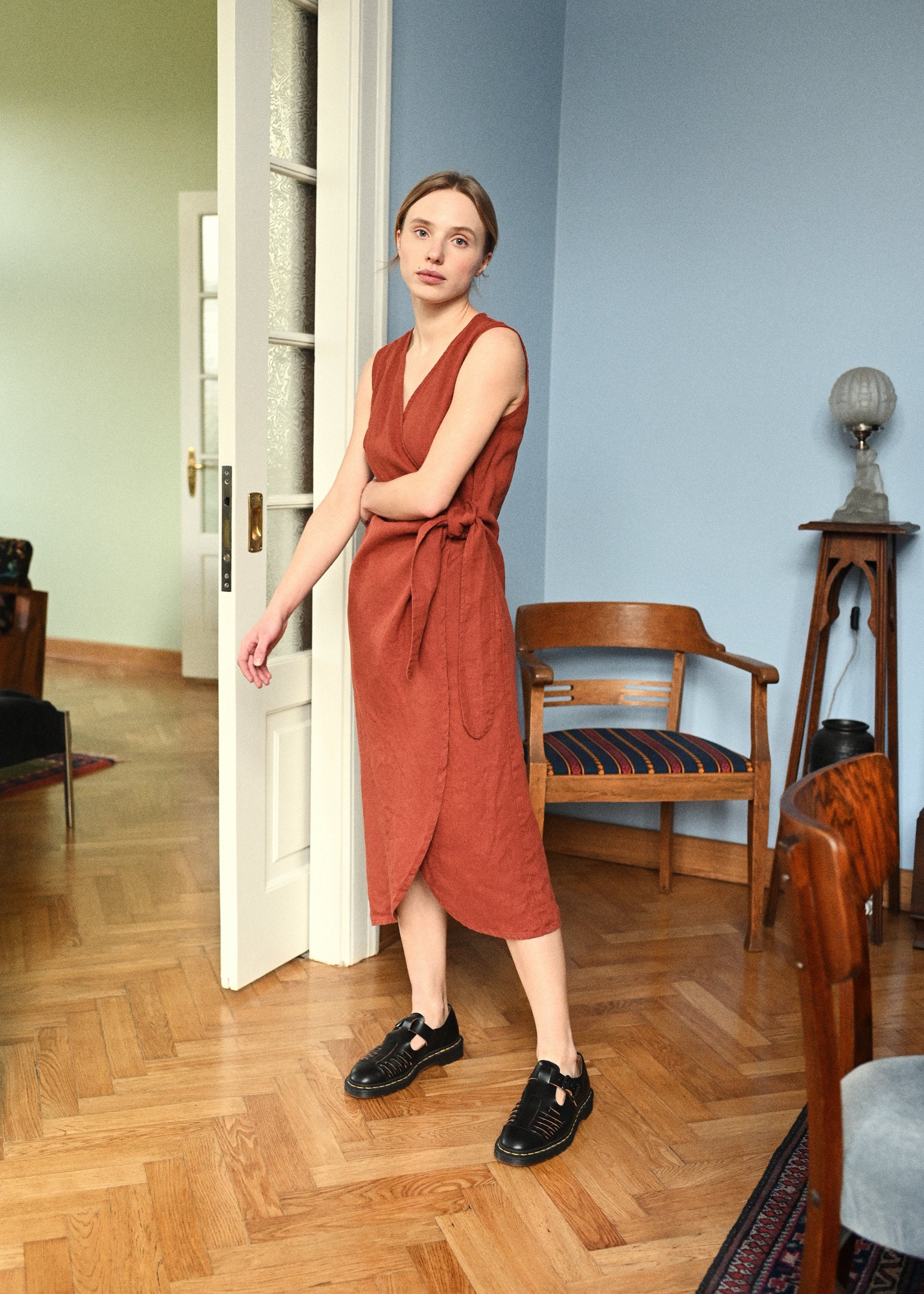 ゾーイ テラコッタ ドレス - マタニティ ドレス - ラップ リネン