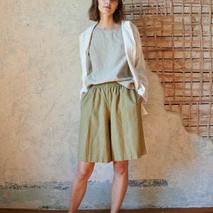 Hike olive shorts - Linen shorts - High waisted linen shorts - Summer shorts - Minimal linen shorts