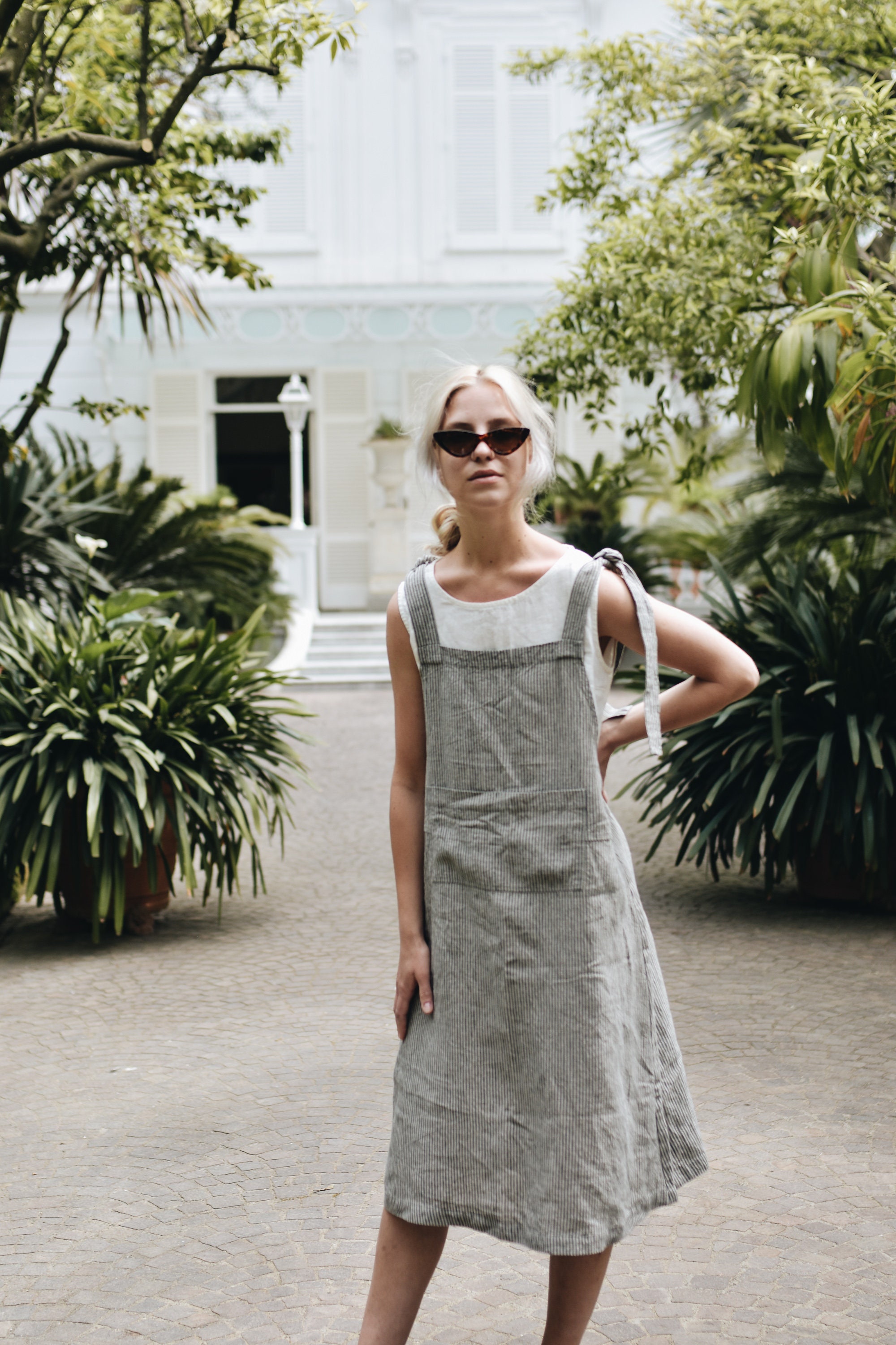 Garden pinafore Clearance