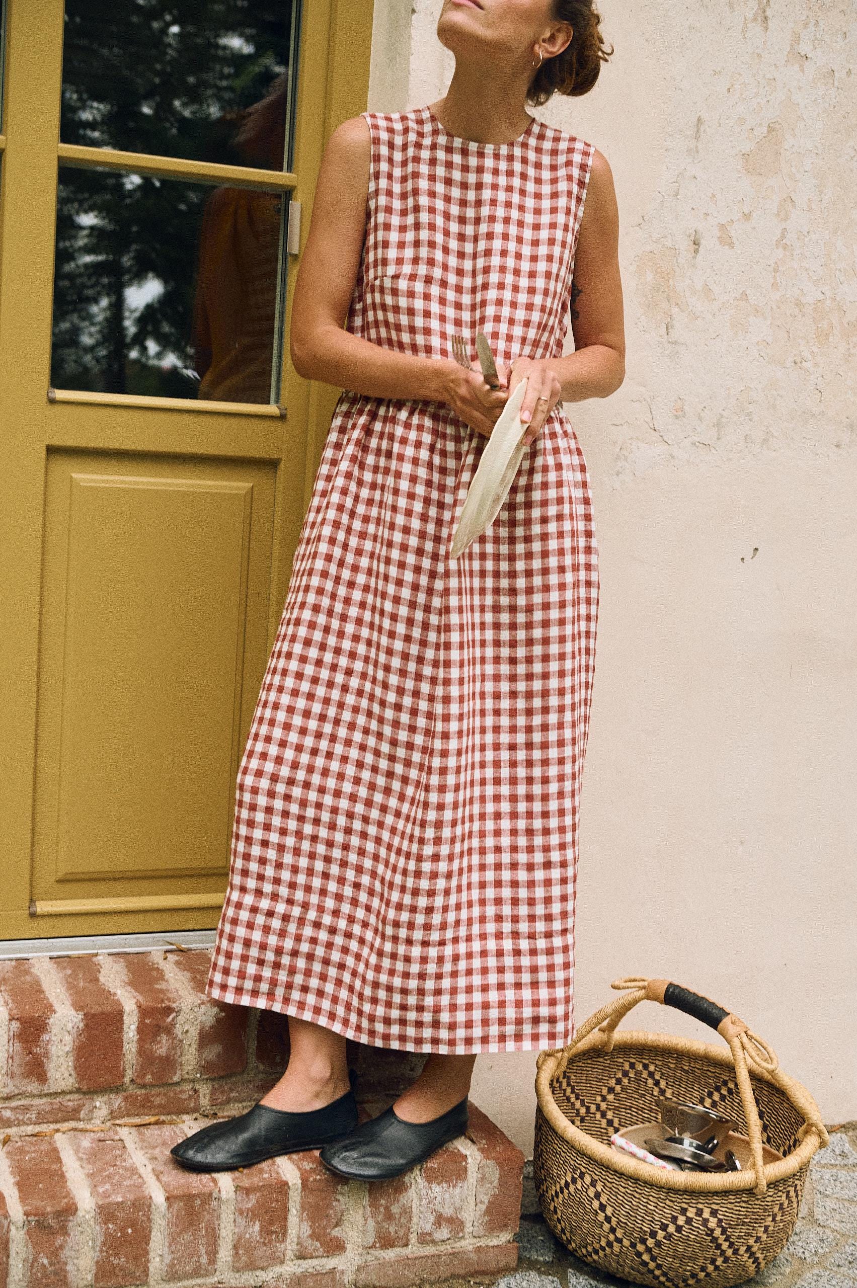 knee length dresses for ladies Monki seersucker smock midi dress in blue and white gingham – ASOS Sample  Sale main image 0