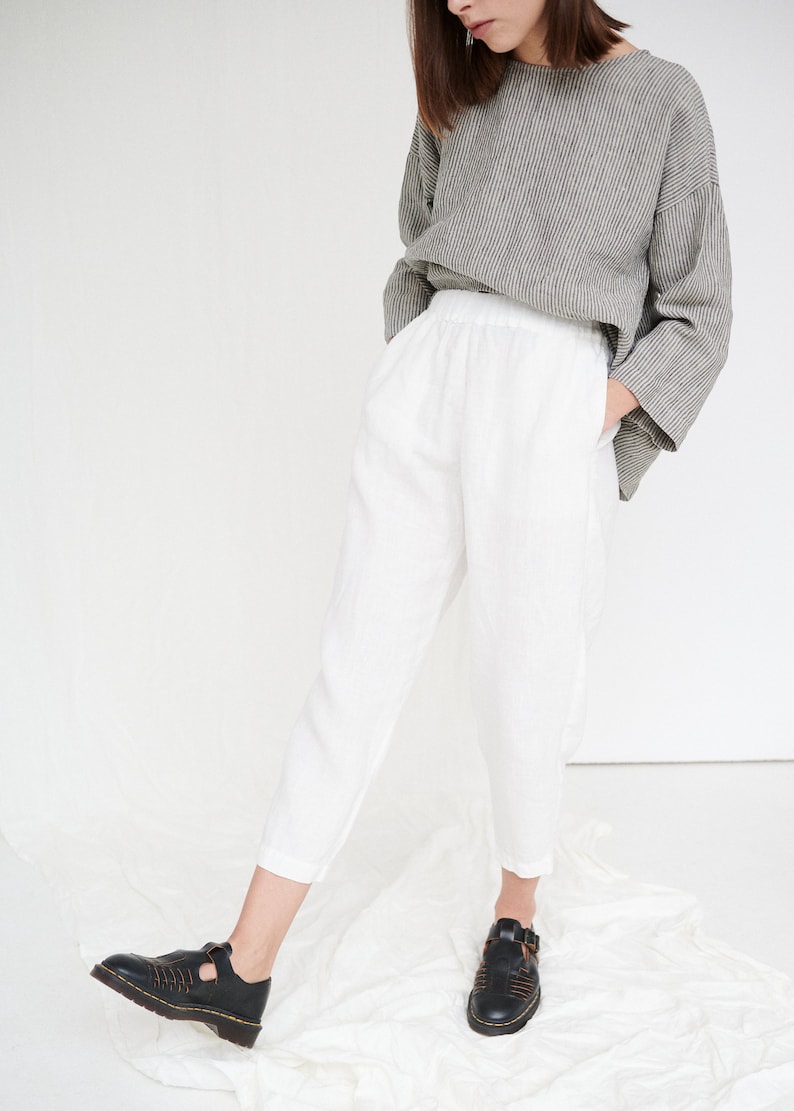 gray short sweatpants