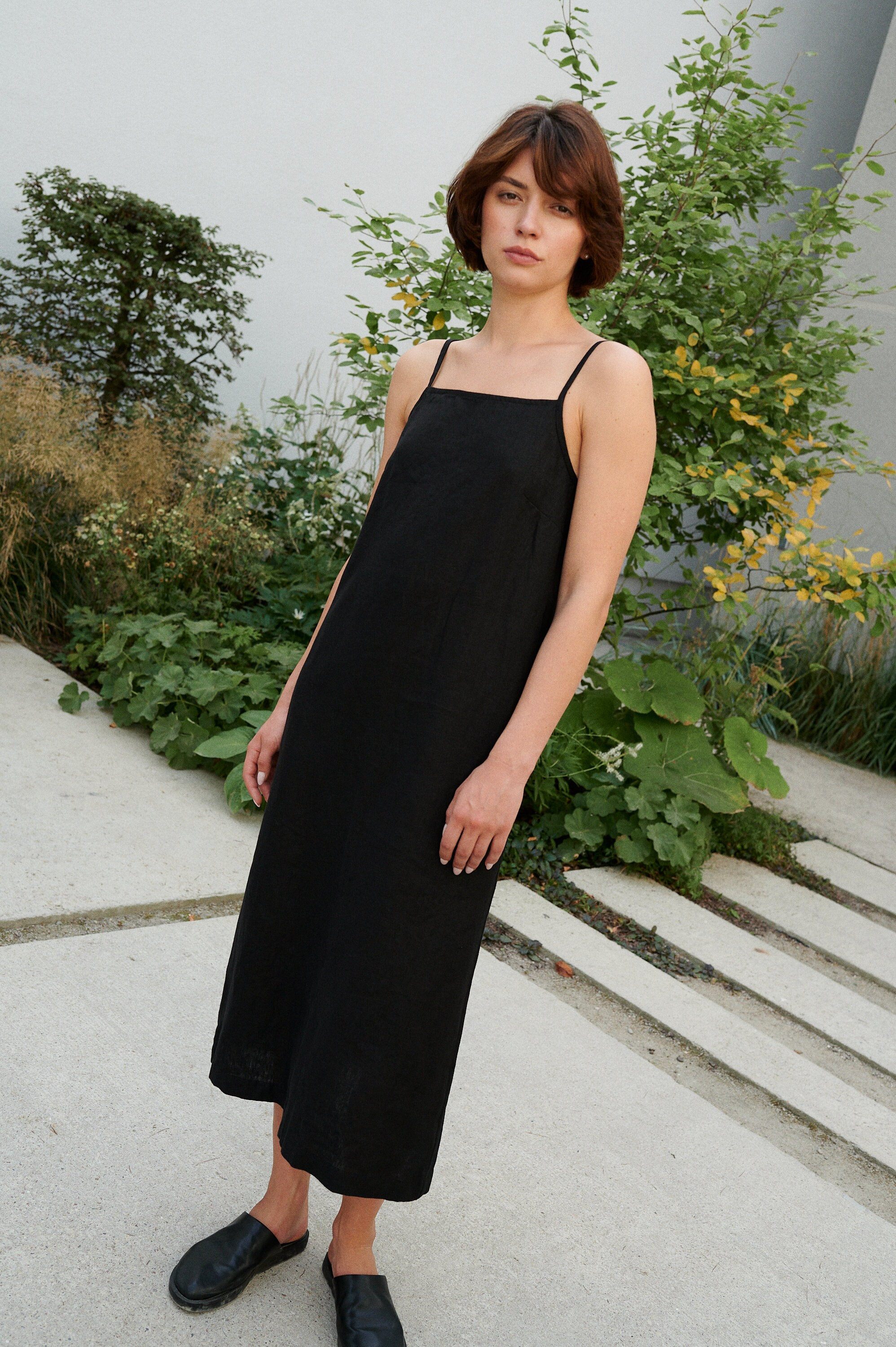 black and white linen dress Tradlands - Homestead Collared Dress main image 0