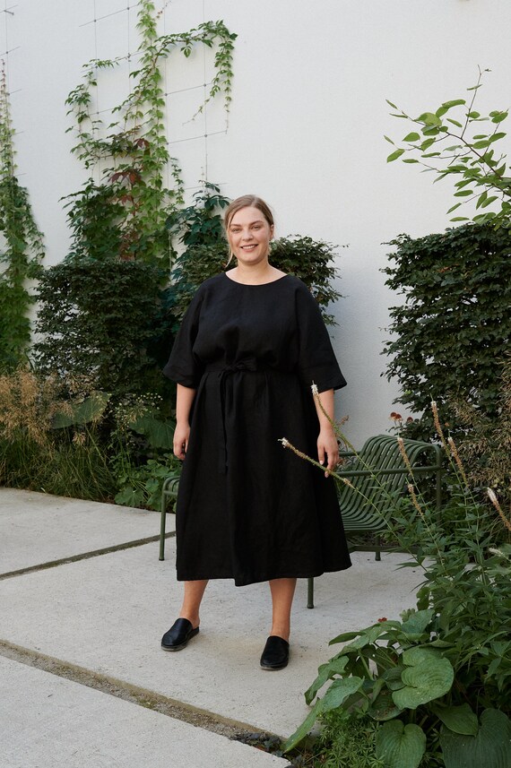 Black linen dress plus size hotsell