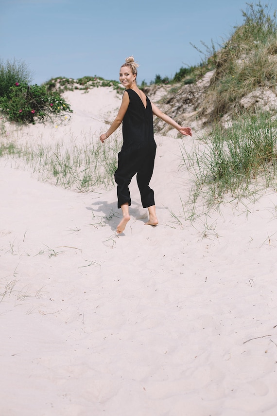 Overall black jumpsuit 2025