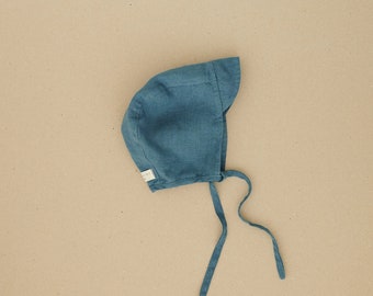 Second baby linen bonnet