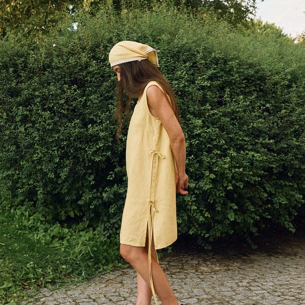 Vestido Ella de lino color mantequilla - Vestido midi - Vestido de corte A - Vestido de lino de inspiración vintage - Vestido de corte relajado - Vestido con lazo - Vestido de verano
