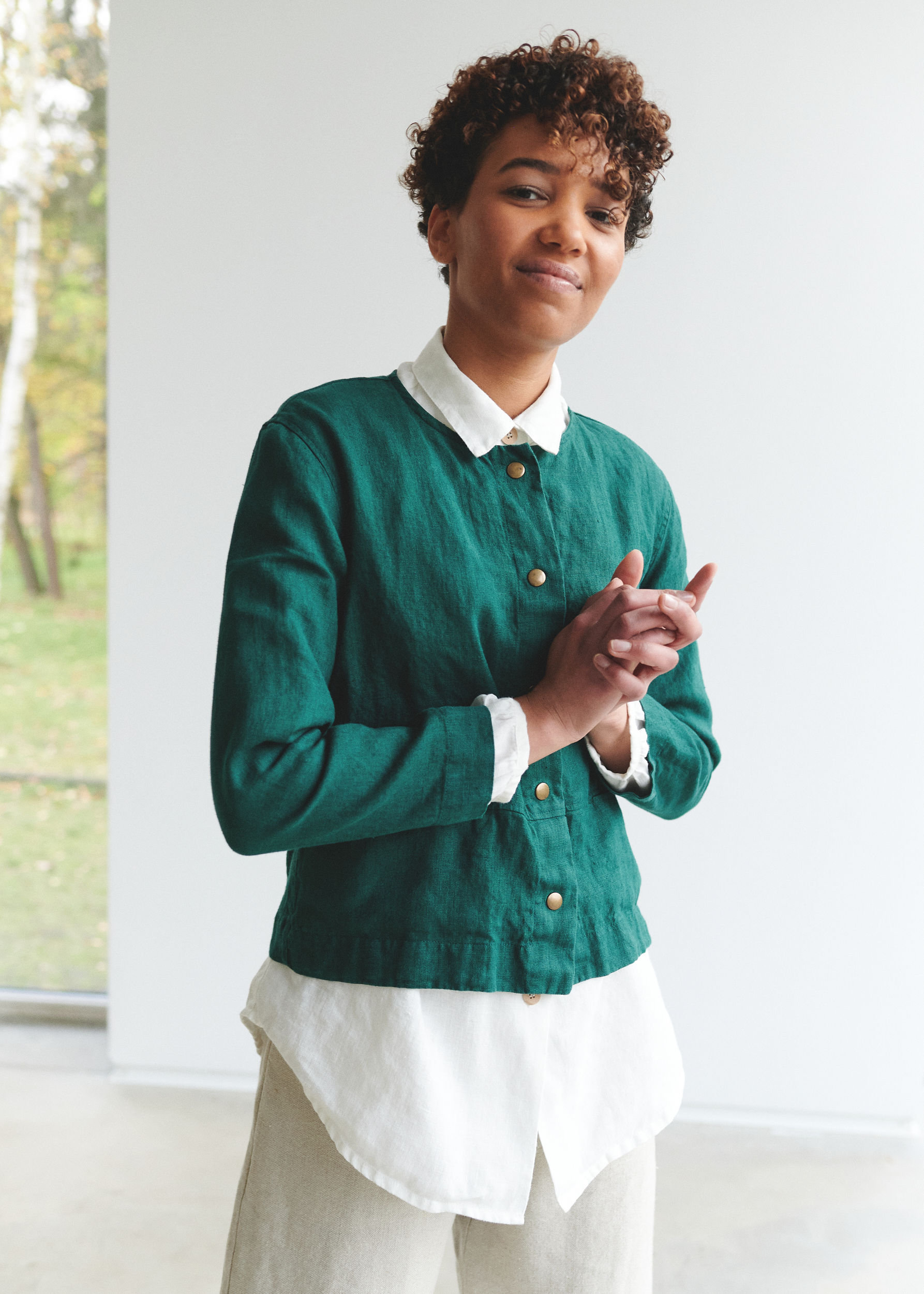 フランシスのエメラルドグリーンジャケット - 中厚リネンジャケット