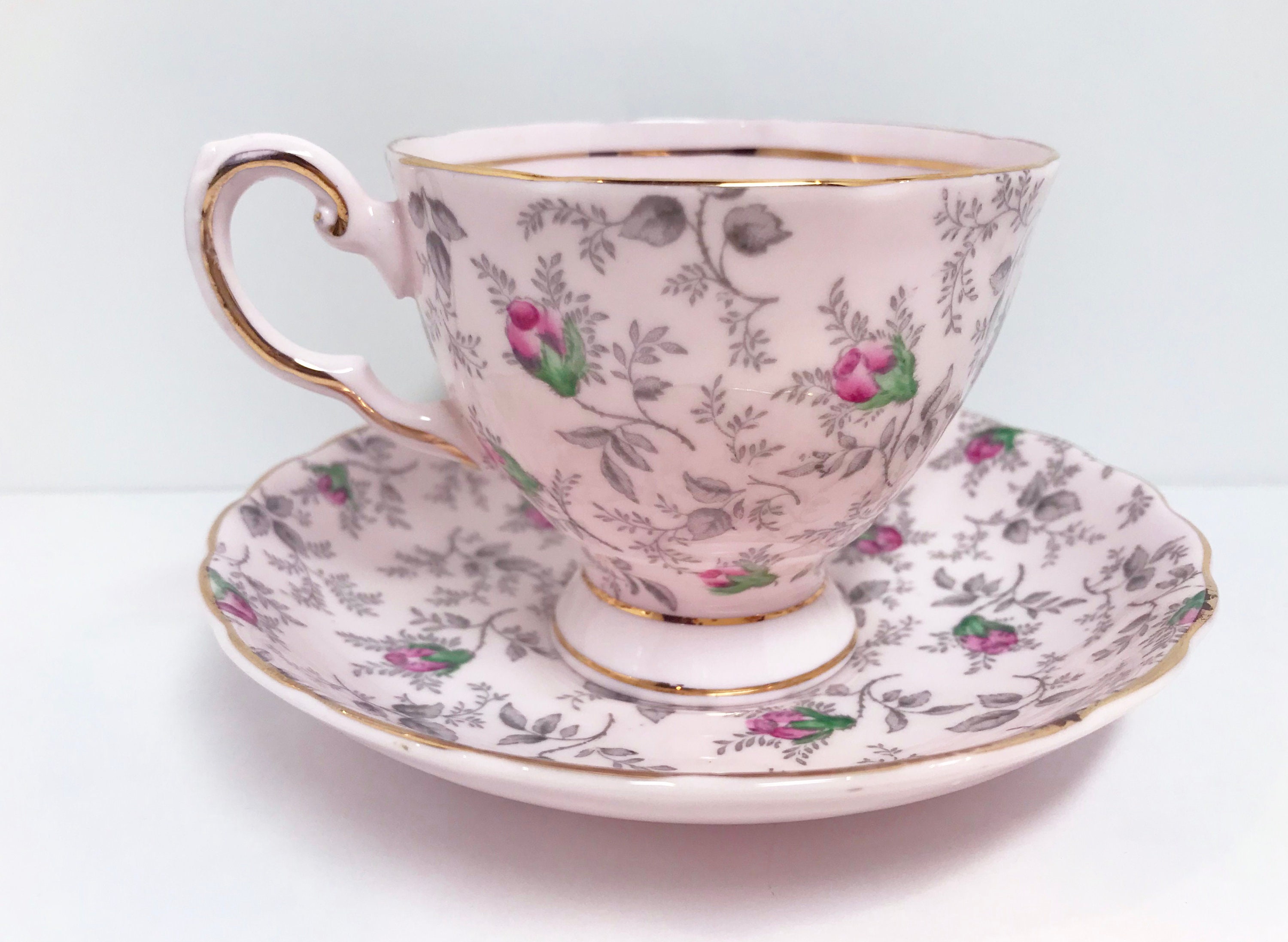 NEW Teacup & Saucer, Soft Pink, Chintz Floral Tea Cup, Made in China 18231