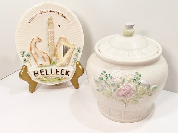Belleek Cookie Jar , Belleek Biscuit Jar . Irish Porcelain , Irish China , Belleek Container , Irish Cookie Jar