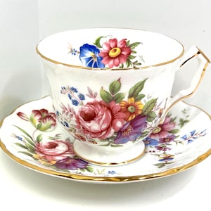 Tasse à thé et soucoupe Aynsley, tasses anglaises en porcelaine tendre, tasse à thé antique, cadeaux pour elle, cadeau d&#39;anniversaire, cadeau de pendaison de crémaillère, tasse à thé florale