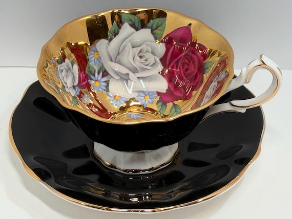 Queen Anne Teacup: Black Gold Roses Teacup