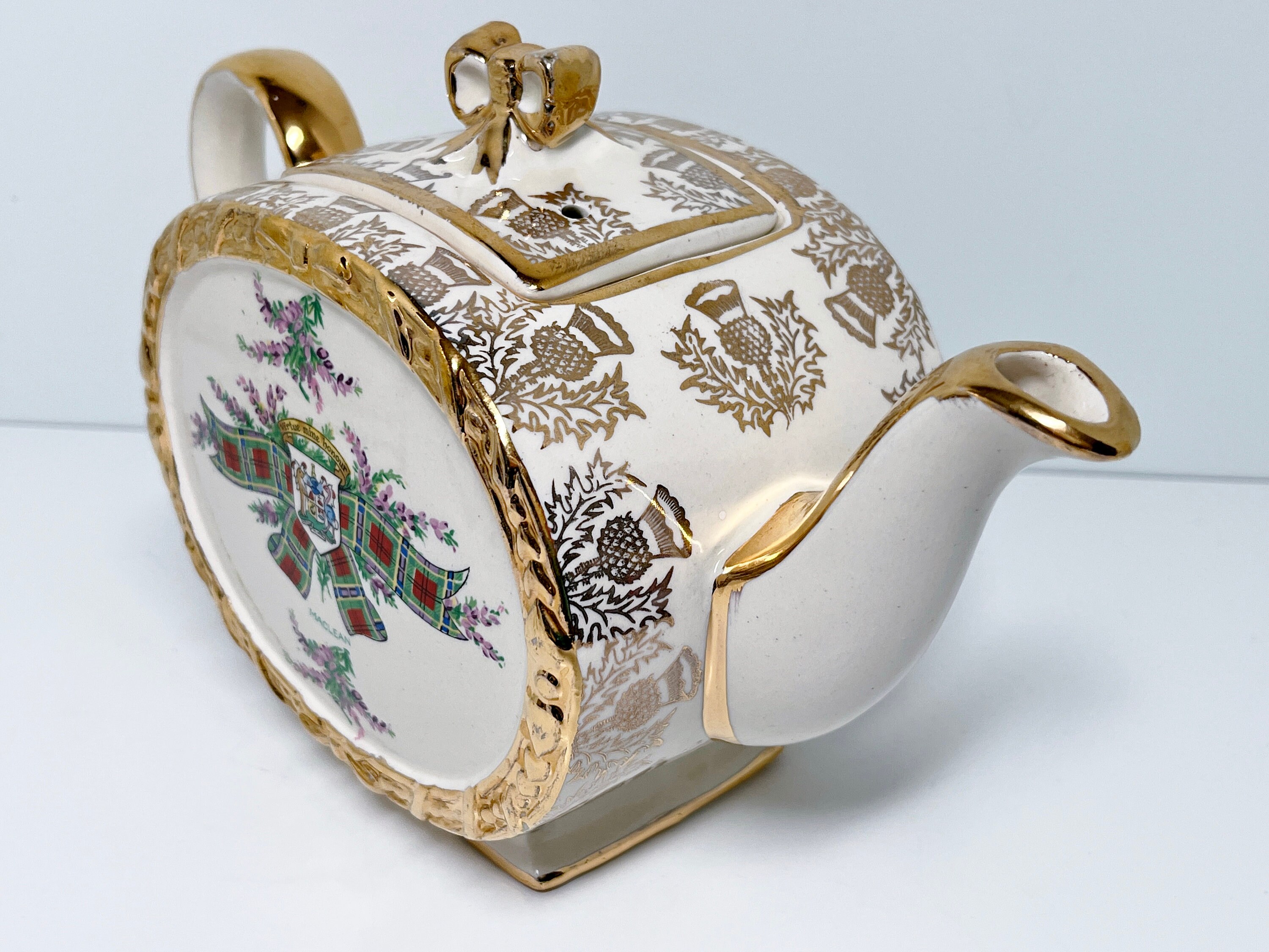MacLean Clan Teapot, Sadler Teapot, Scottish Teapot, Scotland Teapots