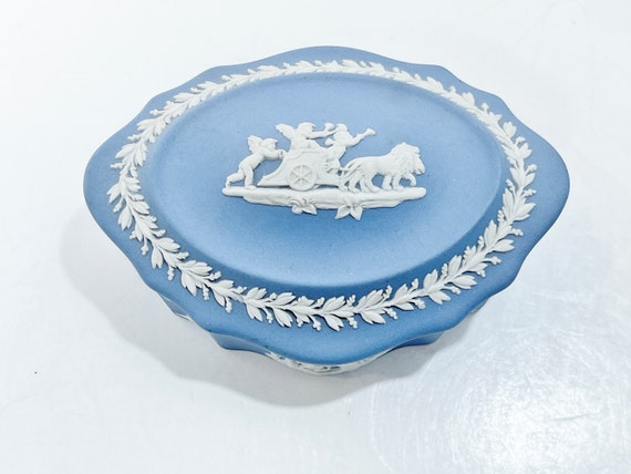 Wedgwood Jasperware Covered Container , Blue Wedgwood Trinket Box ,  English Vanity Table Accessory , Cream on Lavender Wedgwood Box , Gift