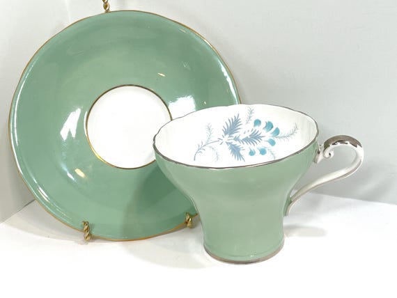 Aynsley Teacup and Saucer, Green Teacup, Vintage Teacup, Made in England, Aynsley Corset Teacup, Gift for Her, Gift for Friend, Gift for Him