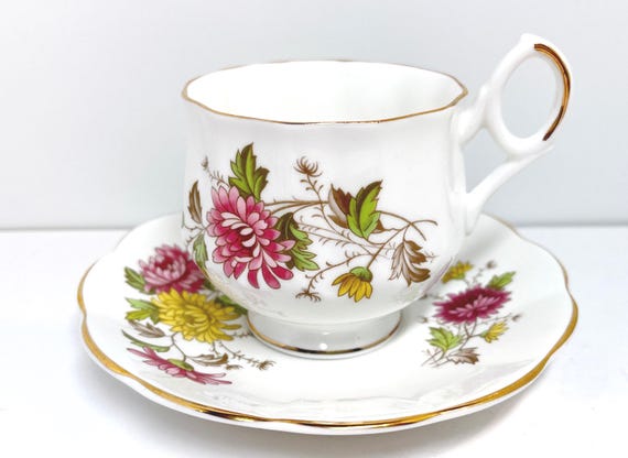 Royal Dover Teacup and Saucer, November Birthday, Floral Teacup, Chrysanthemum Teacup, Housewarming Gift, Gift for Friend, Gift for Her