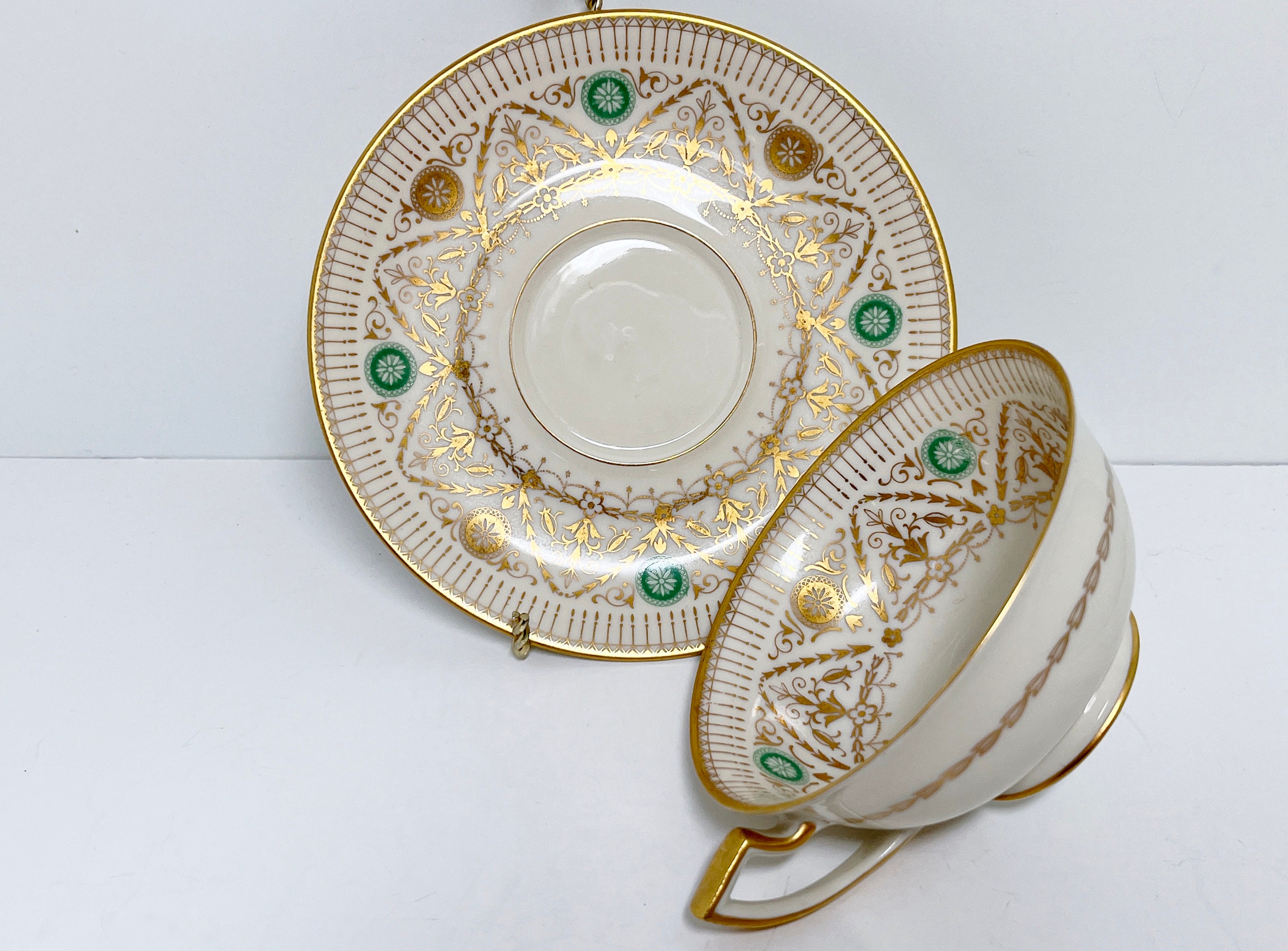 Royal Bayreuth Teacup and Saucer , Bavarian Tea Cup , German Teacup