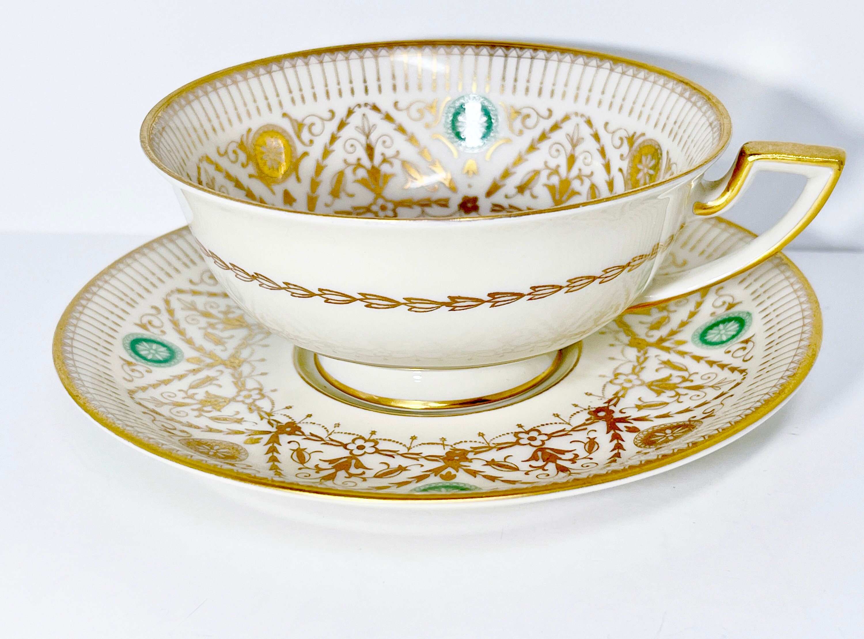 Royal Bayreuth Teacup and Saucer , Bavarian Tea Cup , German Teacup