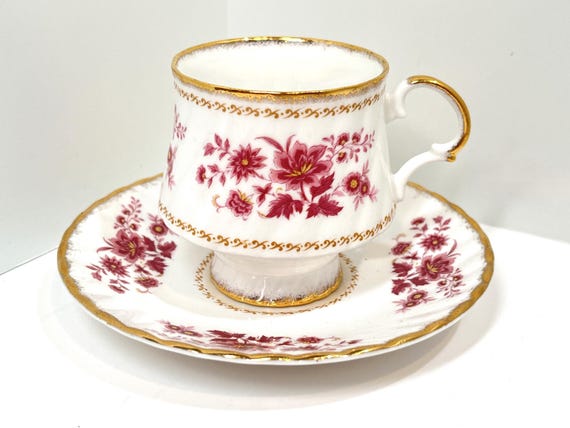 Elizabethan Teacup, English Teacups, Floral Teacup, Bone China Teacups, Vintage Teacups Antique, Gift for Friend, Gift for Her