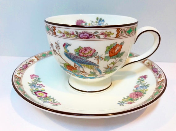 Wedgwood Tea Cup, Leigh Shape, Wedgwood Kutani Crane, English Bone China, Kutani Crane Pattern, Antique Tea Cups Vintage, Made in England