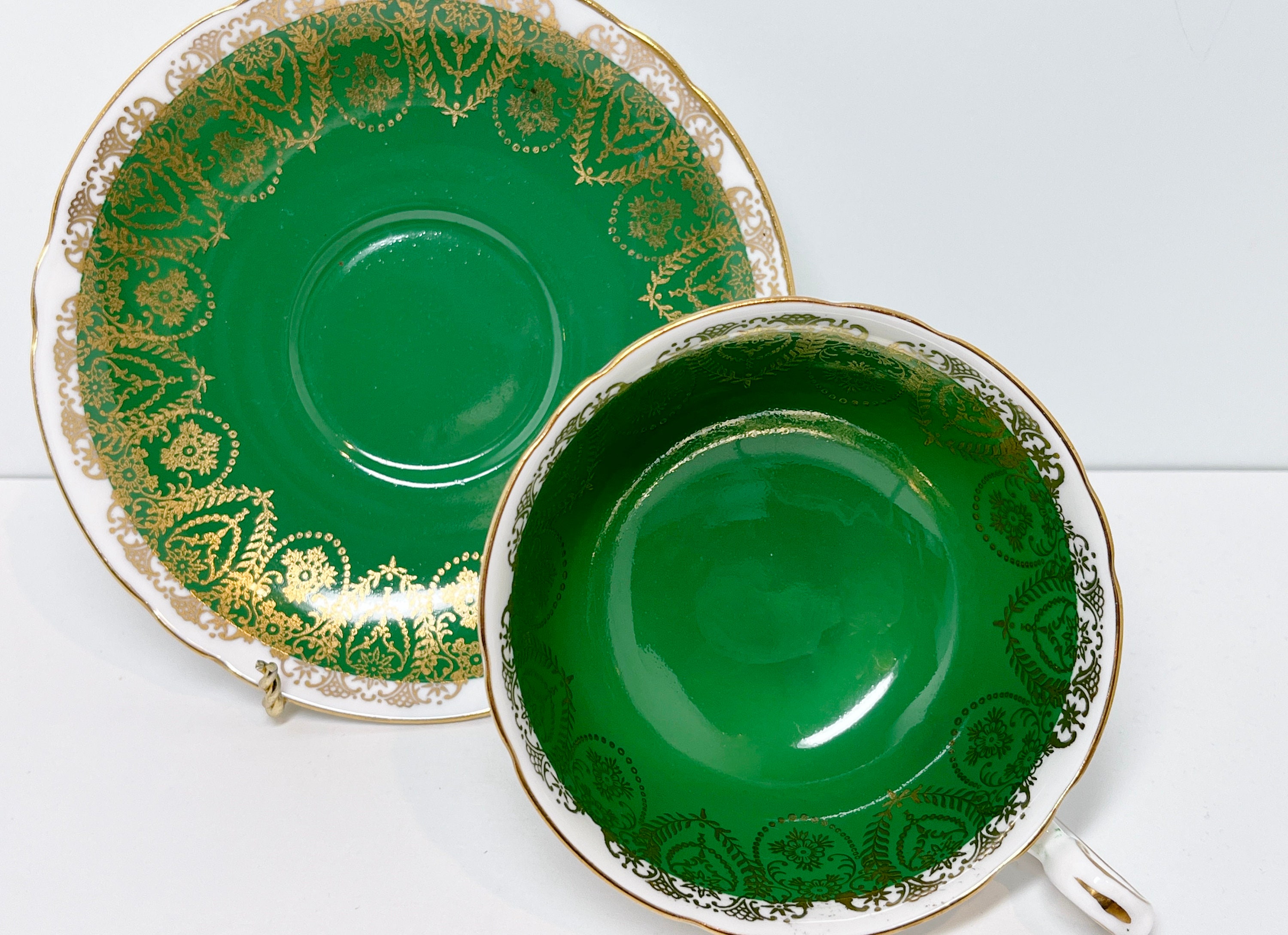 Green Gold by Shelley Fine China, Lincoln Shape, Pattern 0664, Antique Tea Cups, Vintage Tea