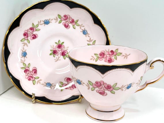 Pink Tuscan Teacup, Pink Teacup, Anniversary Gift, Gift for Her, Housewarming Gift, Gift for Friend, Birthday Gift