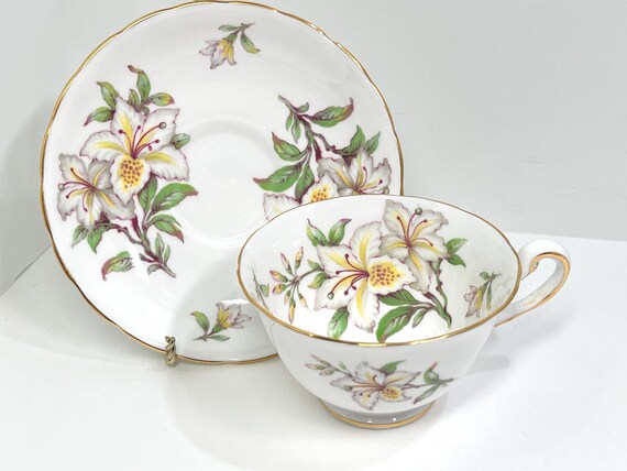 Royal Chelsea Teacup and Saucer, Floral Teacup, Lily Teacup, Gift for Her, Hostess Gift, Vintage Teacup, Anniversary Gift, Housewarming Gift