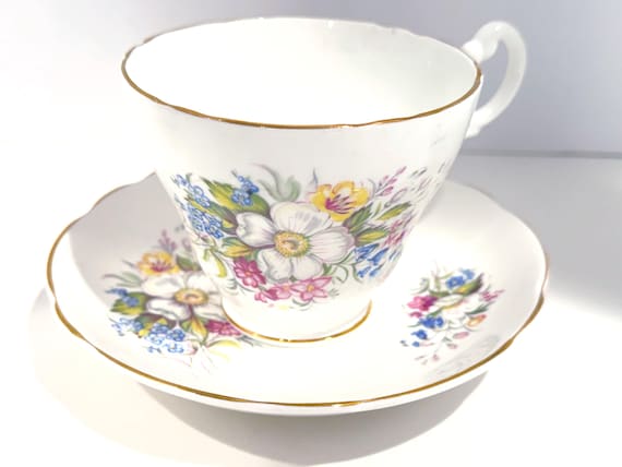 Royal Ascot Teacup and Saucer, Floral Teacup, Teacup Vintage Tea Cup, Friendship Teacup