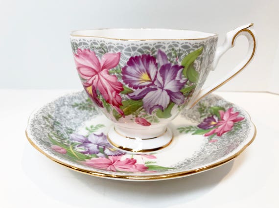 Queen Anne Tea Cup and Saucer, Nottingham Lace Pattern, Orchid Tea Cups, English Bone China, Floral Cups, Antique Tea Cups
